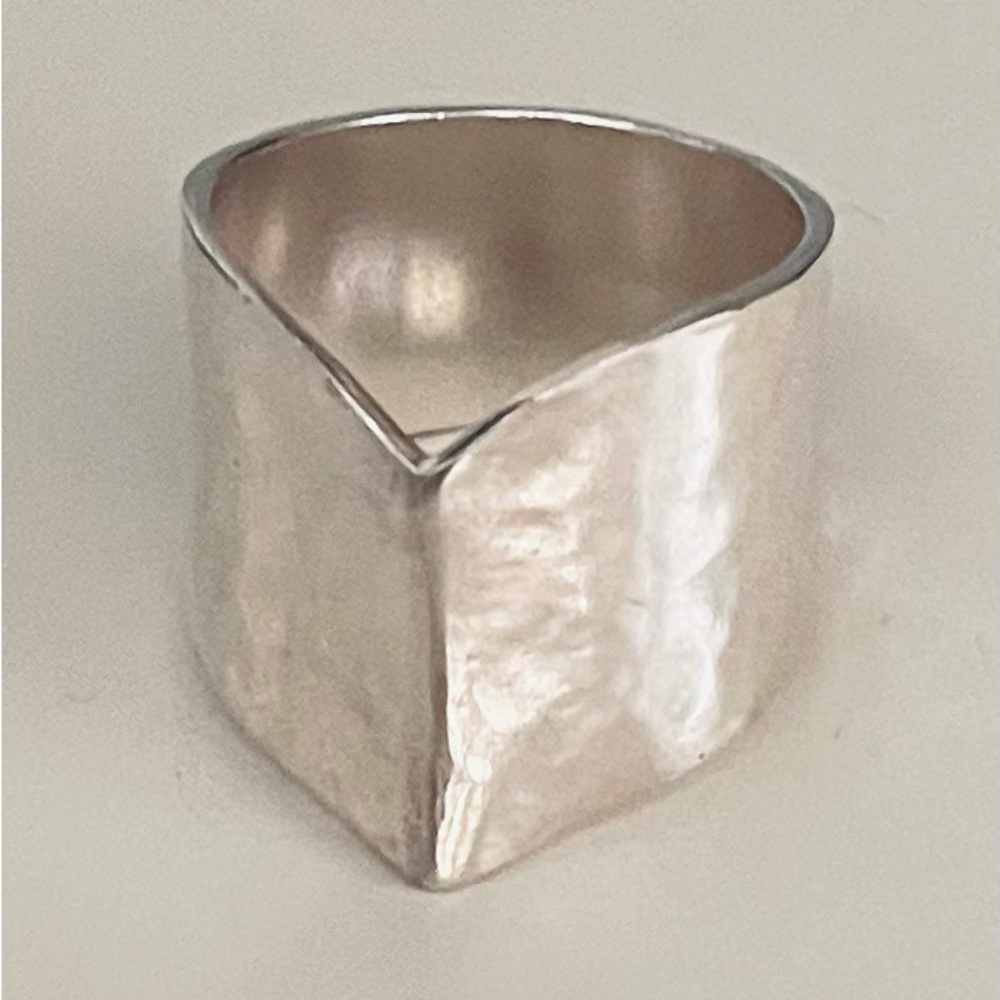Sterling silver chunky hammered ring size 8